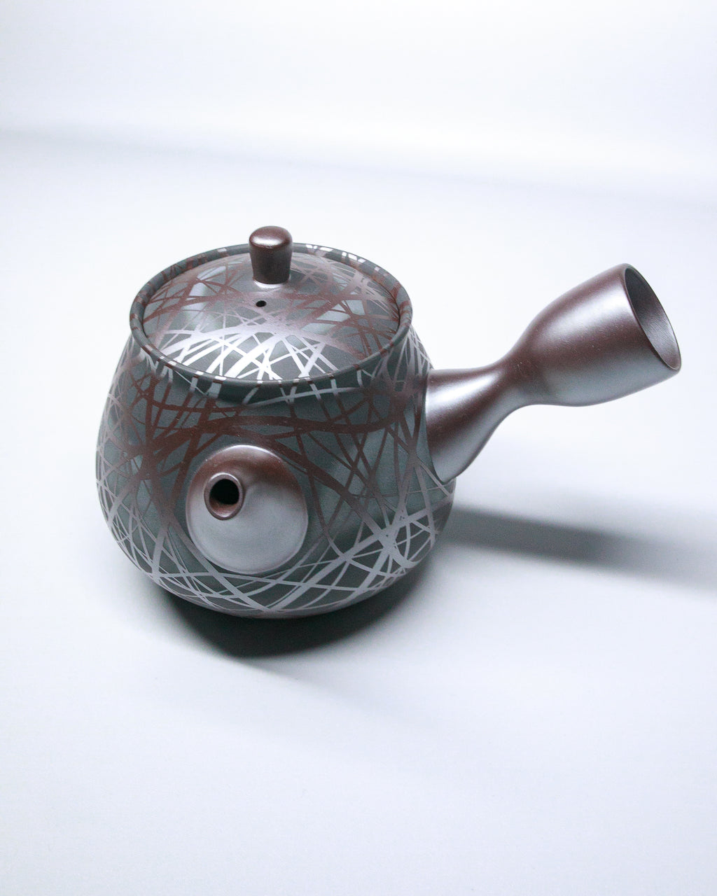 Banko-Yaki Kyusu Teapot, "Black Weaver" - Suigetsu III - 350ml