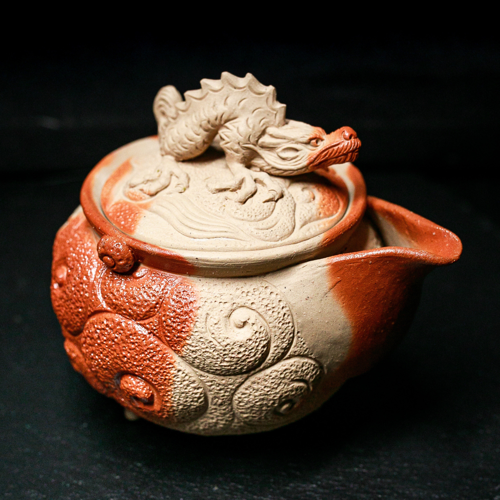 Bizen-Yaki Dragon Carved Hidasuki Houhin - Konishi Tozo - 250ml