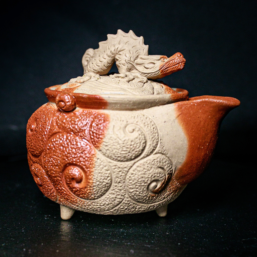 Bizen-Yaki Dragon Carved Hidasuki Houhin - Konishi Tozo - 250ml