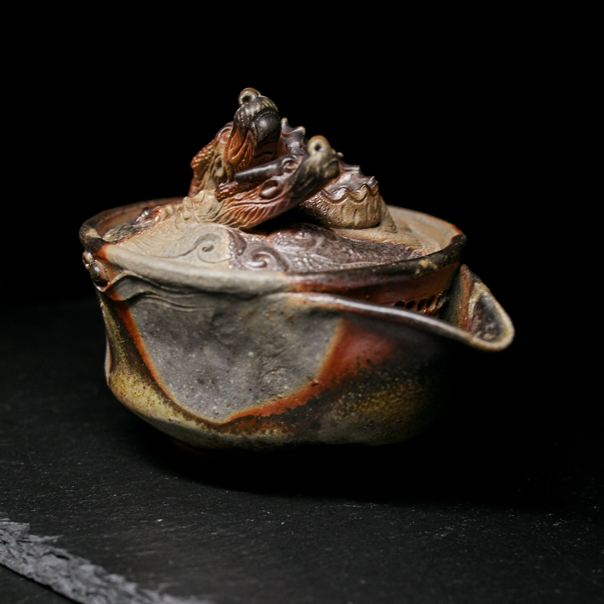 Houhin Teapot with Double Dragon Lid, Bizen-Yaki - Konishi Toko - 220ml