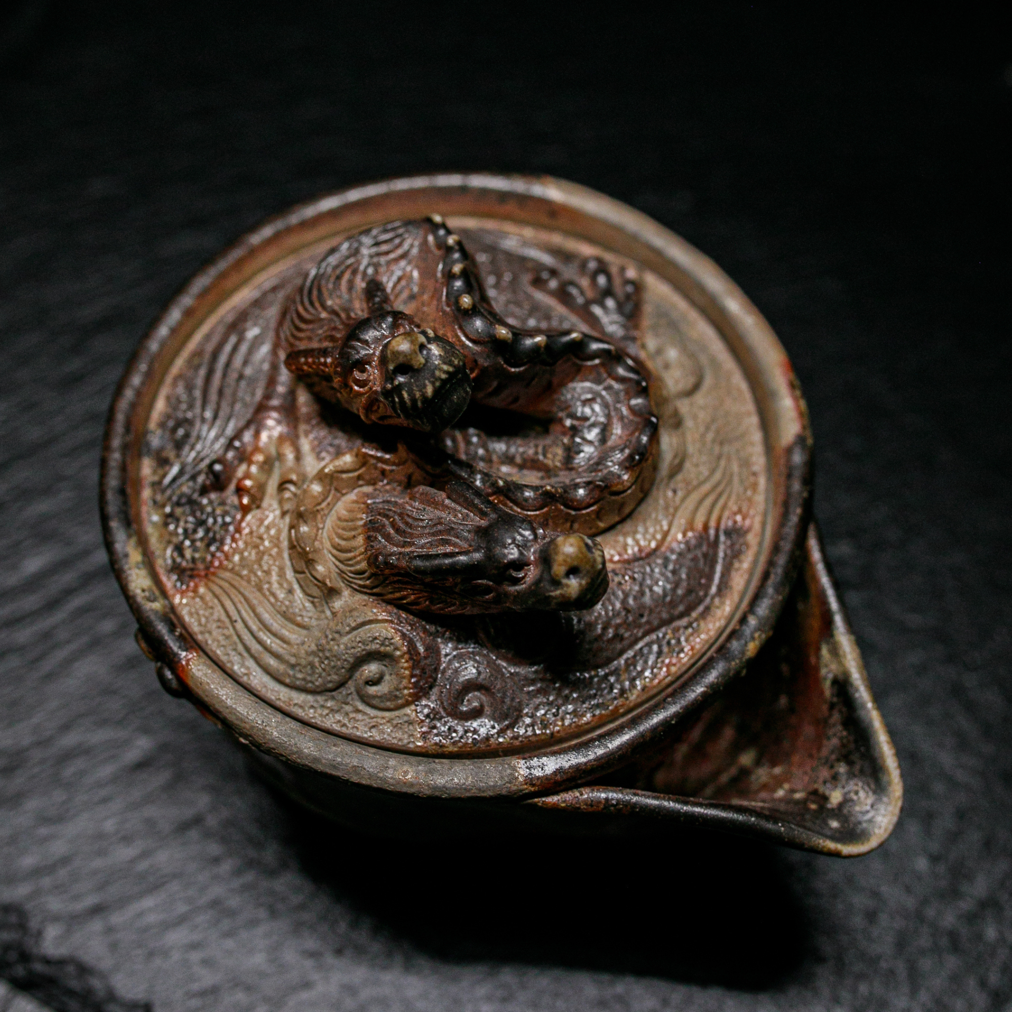 Houhin Teapot with Double Dragon Lid, Bizen-Yaki - Konishi Toko - 220ml