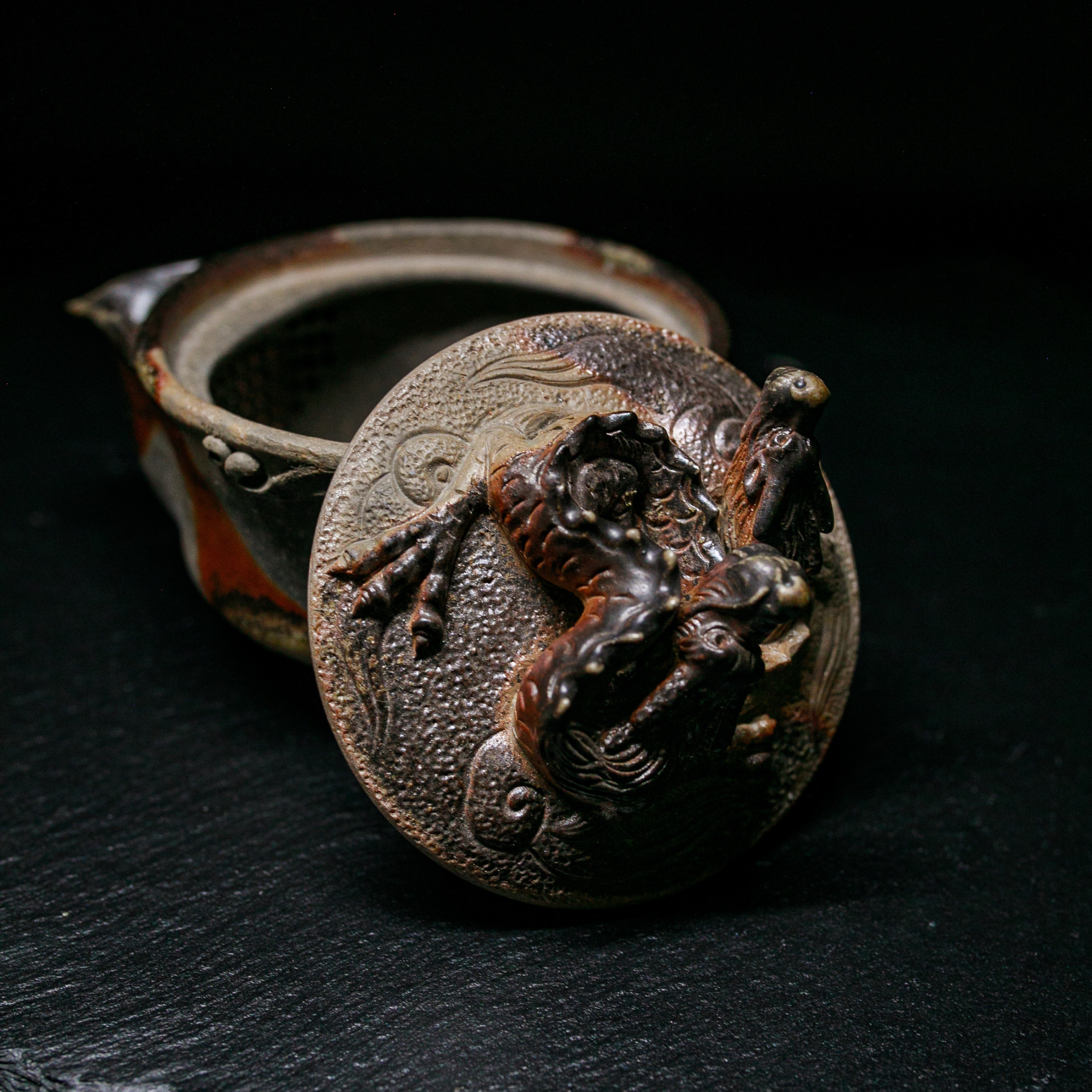 Houhin Teapot with Double Dragon Lid, Bizen-Yaki - Konishi Toko - 220ml