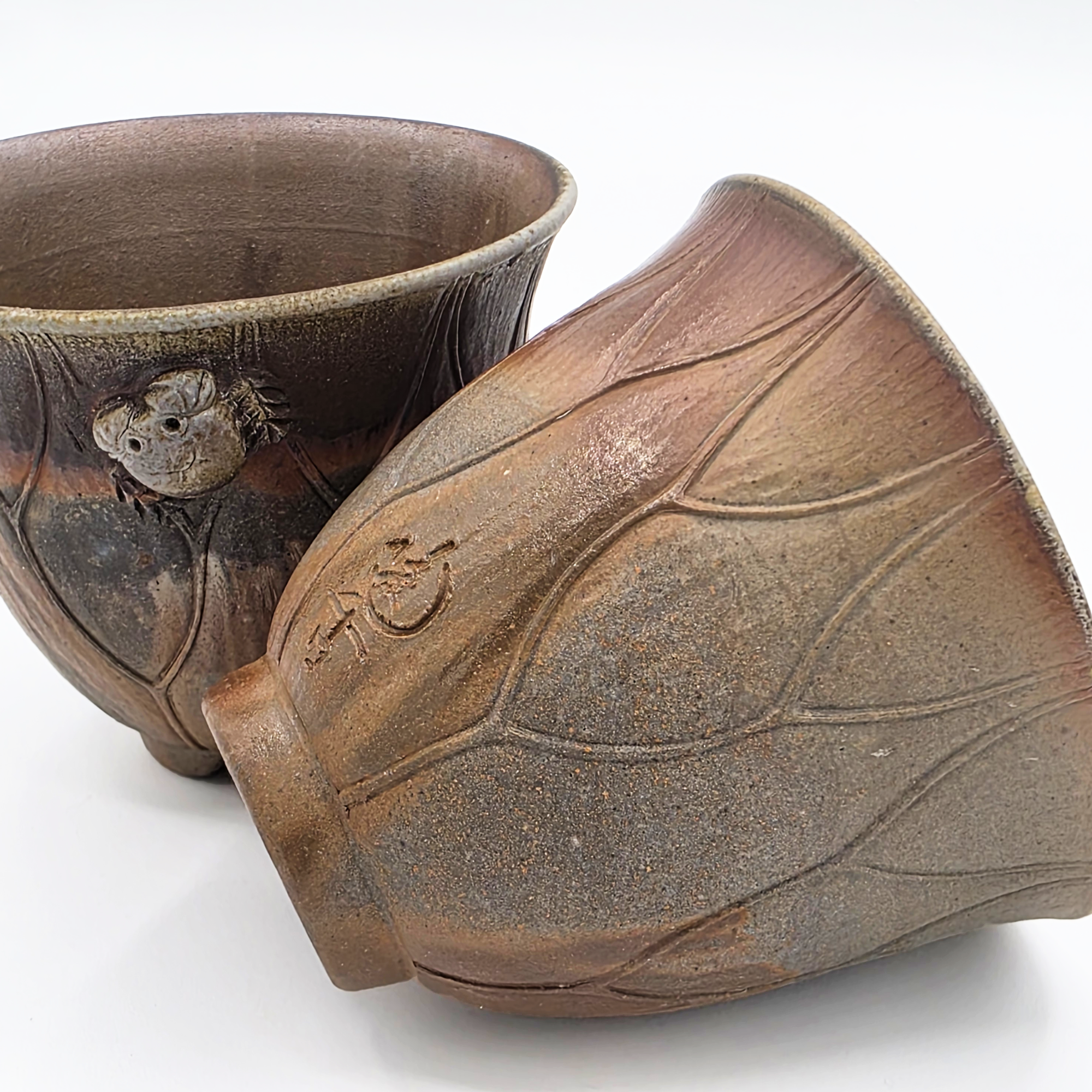 Yunomi Teacups, "Crab Motif" Pair - Bizen-Yaki - Konishi Toko