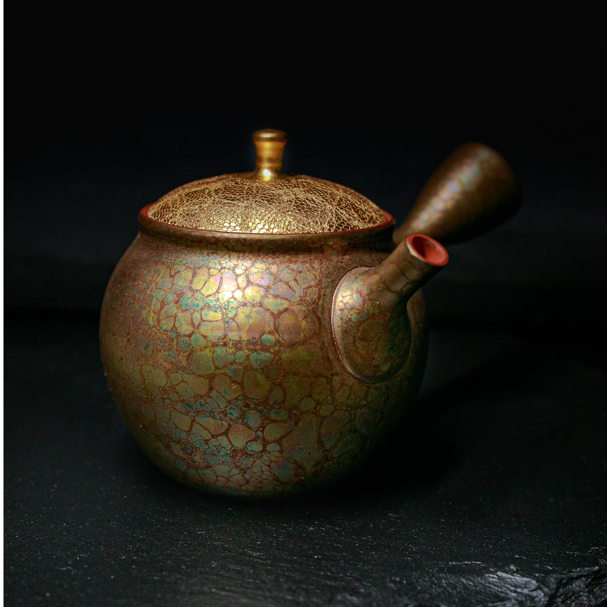 Tokoname-Yaki Kyusu Teapot, Tenmoku with Gold Leaf Lid - Shoryu - 340ml
