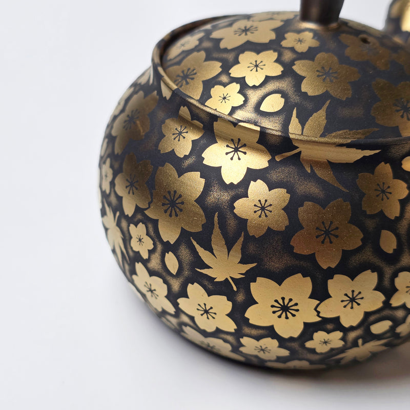Japanese Kyusu Teapot - Suigetsu III - Japanese Banko-yaki Teapot with Real Gold Sakura and Maple - 420ml