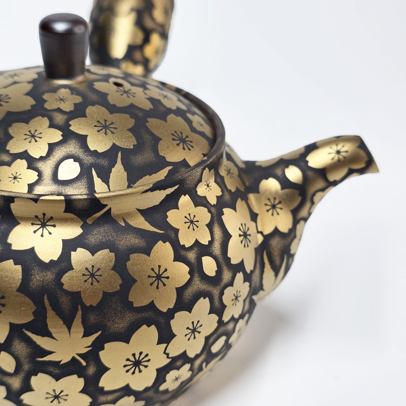 Japanese Kyusu Teapot - Suigetsu III - Japanese Banko-yaki Teapot with Real Gold Sakura and Maple - 420ml