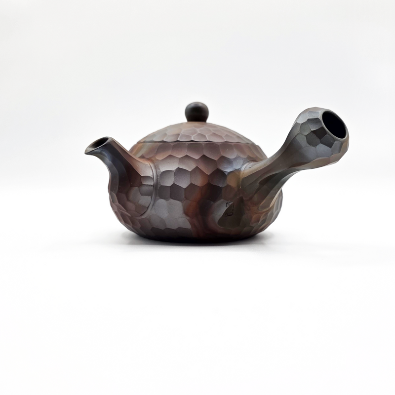 Banko-yaki Kyusu Teapot - Mori Iroku IV  - Yohen Finish, Diamond-Cut - 320ml