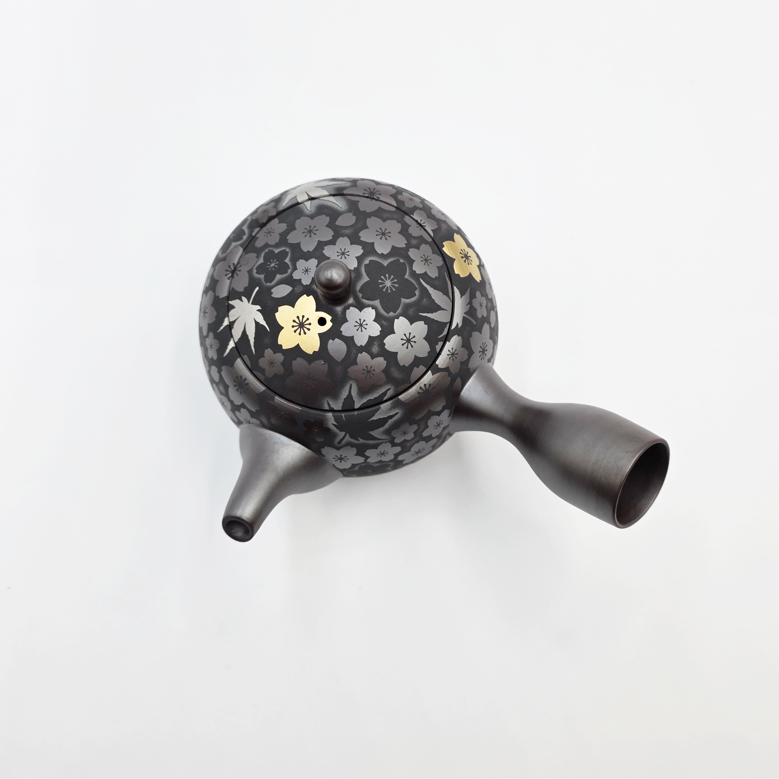 Banko-yaki Teapot - Suigetsu III - Sakura and Maple with Real Gold Accents -350ml